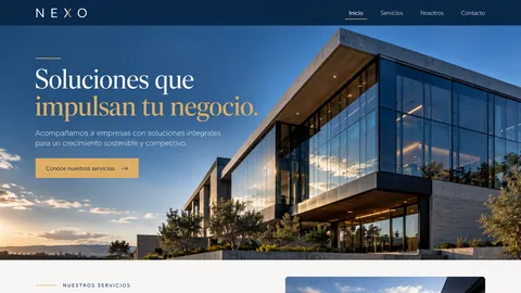 Diseño de una web corporativa con fotografía de arquitectura de oficinas